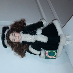 A hand-crafted Seymour Mann porcelain doll, Paulette